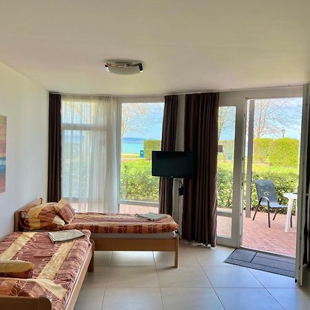 Waterfront Apartmanok Zamárdi Eksteriør billede