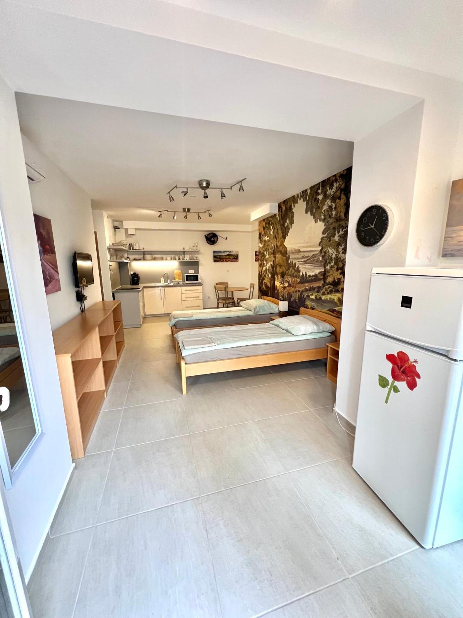 Waterfront Apartmanok Zamárdi Eksteriør billede